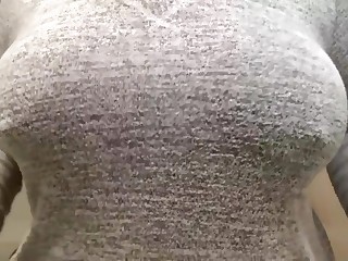 Heimstriptease von schamlosen Webcam-Mädchen